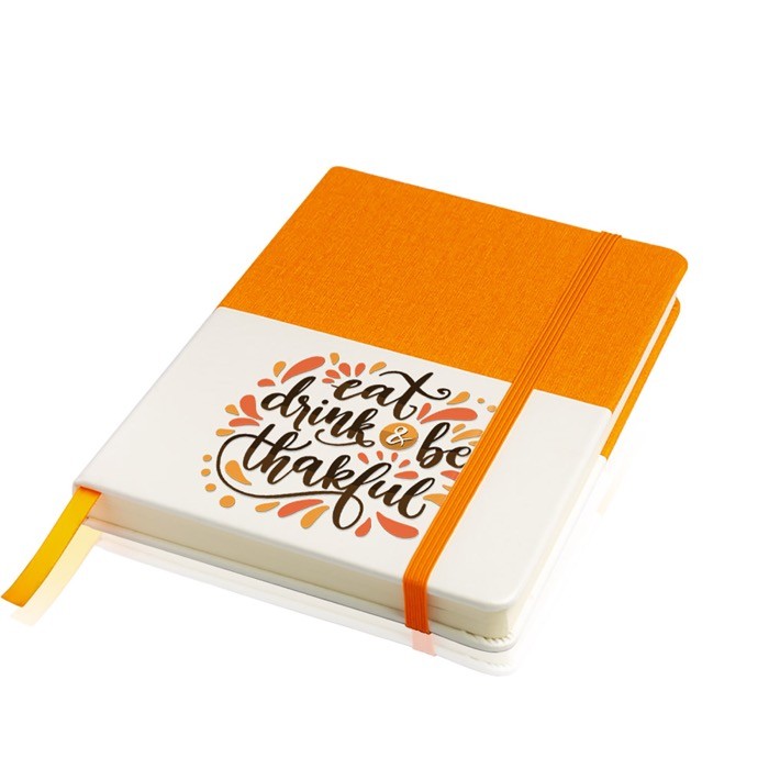 Libreta de cuero sintético bicolor con cinta A5 hojas lisas color naranja vista con logo impreso Libreta de cuero sintético bicolor con cinta A5 hojas lisas color naranja vista con logo impreso