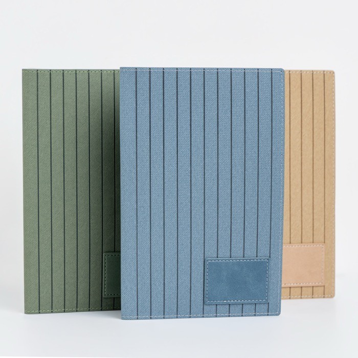 Libreta de PU texturizado y parche personalizable A5 hojas lisas vista 3