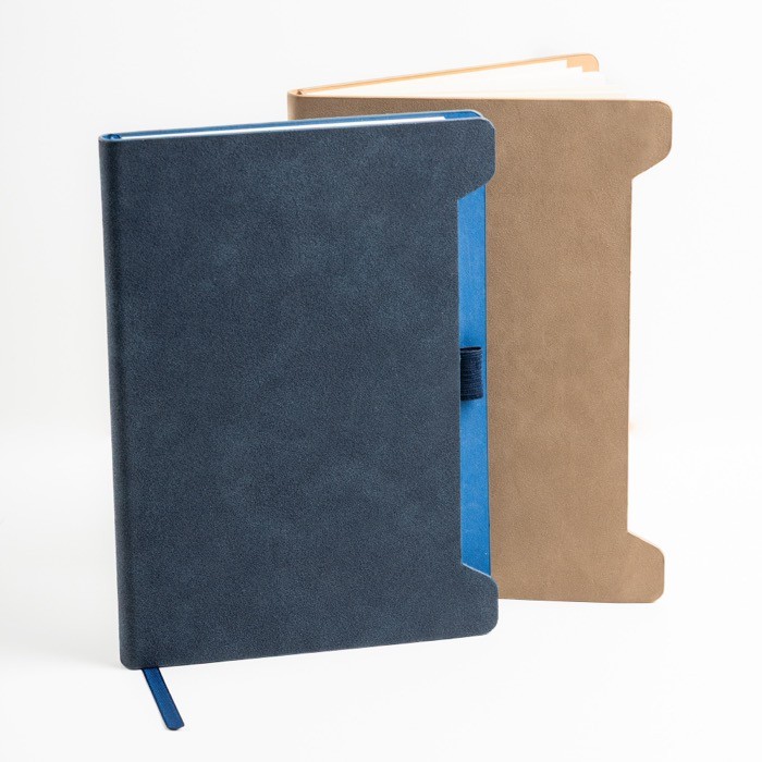 Libreta ecológica con soporte lateral para bolígrafo A5 hojas lisas vista 2