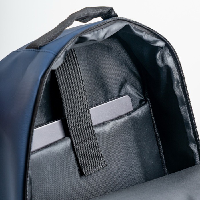 Mochila soft con detalles reflectantes y asa para trolley 15.6” vista 2 Mochila soft con detalles reflectantes y asa para trolley 15.6” vista 2