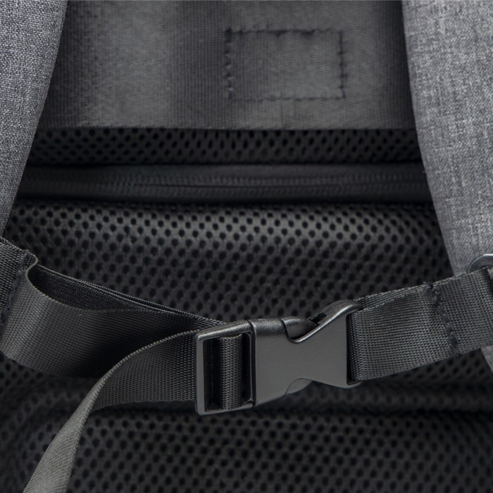 Mochila antirrobo de nylon para PC con bolsillo trasero 15,6” color gris oscuro Mochila antirrobo de nylon para PC con bolsillo trasero 15,6” color gris oscuro