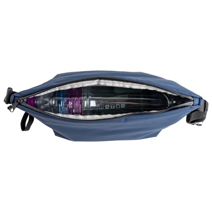 Bolsa térmica de cuero sintético de 13L con cinta en la cremallera color azul marino vista 3