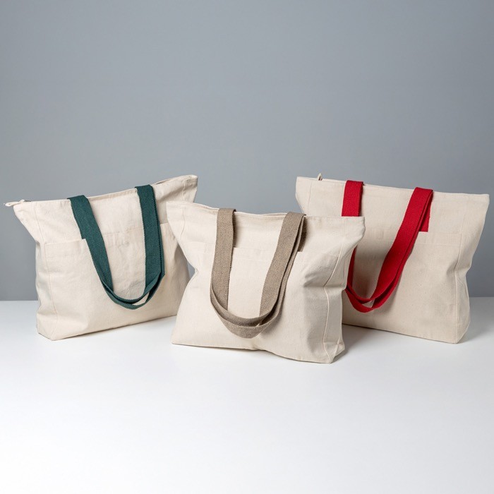 Bolso de algodón canvas con cierre y asas de colores 280 g/m2 vista de ambiente