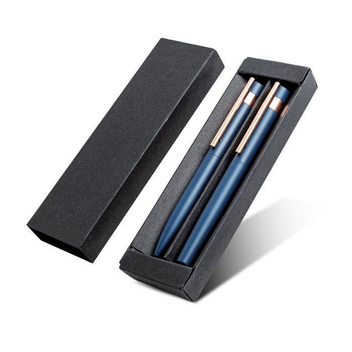 Juego de bolígrafo y roller con detalles en oro rosa tinta negra color azul marino vista 2 Juego de bolígrafo y roller con detalles en oro rosa tinta negra color azul marino vista 2