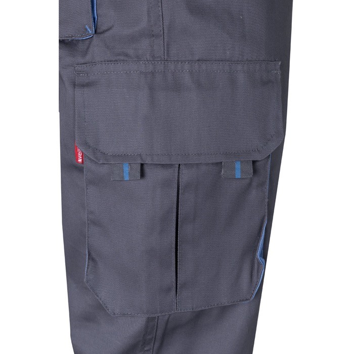 Pantalón de trabajo de sarga con varios bolsillos 200 g/m2 color azul claro quinta vista Pantalón de trabajo de sarga con varios bolsillos 200 g/m2 color azul claro quinta vista