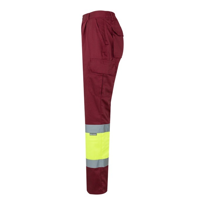 Pantalón de trabajo de algodón y poliéster con reflectantes 210 g/m2 color burdeos tercera vista Pantalón de trabajo de algodón y poliéster con reflectantes 210 g/m2 color burdeos tercera vista