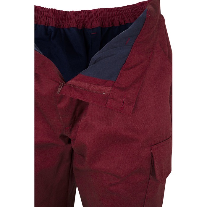 Pantalón de trabajo de algodón y poliéster con reflectantes 210 g/m2 color burdeos septima vista Pantalón de trabajo de algodón y poliéster con reflectantes 210 g/m2 color burdeos septima vista