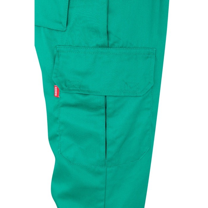 Pantalón laboral de sarga en algodón y poliéster 200 g/m2 color verde septima vista Pantalón laboral de sarga en algodón y poliéster 200 g/m2 color verde septima vista