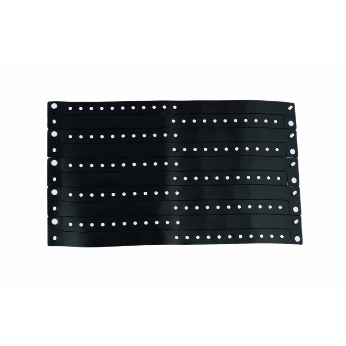 Pulsera fina de vinilo identificativa para festivales y fiestas color negro vista 2