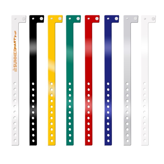 Pulsera fina de vinilo identificativa para festivales y fiestas vista con logo impreso