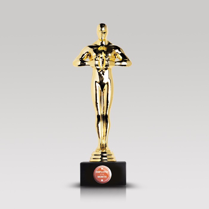 Trofeo de estatuilla dorada ideal para distinguir a alguien