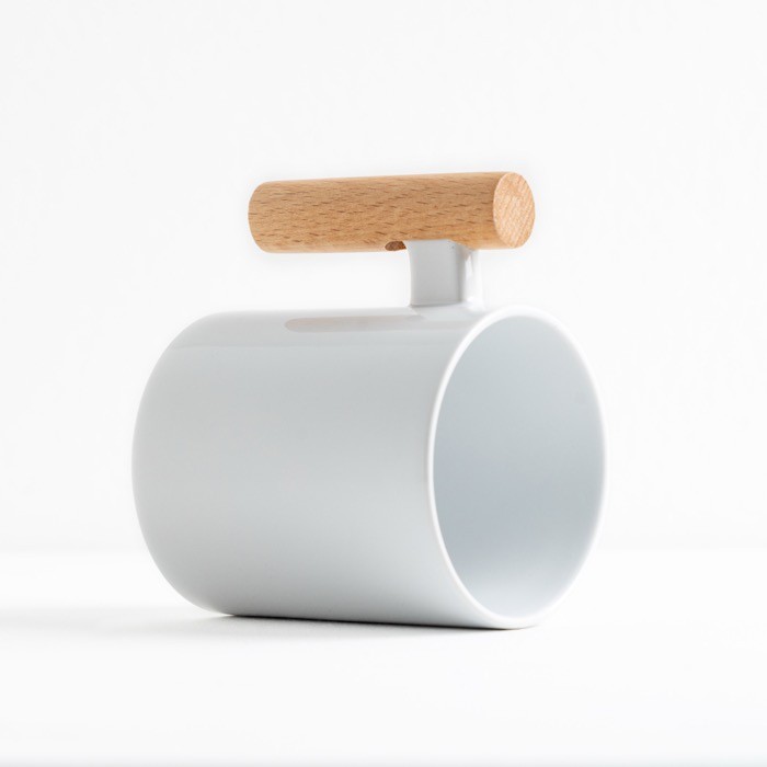 Taza de cerámica ideal para sublimación con mango de madera 325ml vista 3 Taza de cerámica ideal para sublimación con mango de madera 325ml vista 3