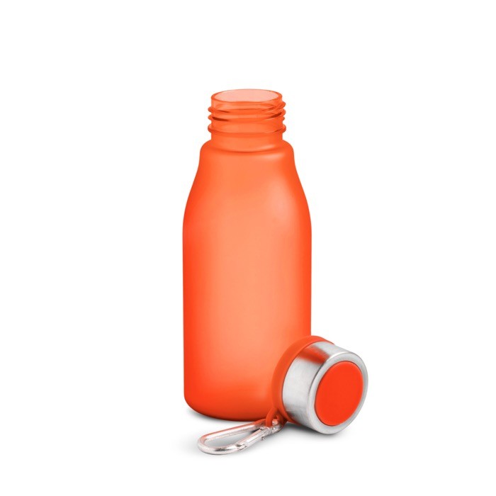 Botella de plástico reciclado estilo mate con mosquetón 350ml color rojo vista 1 Botella de plástico reciclado estilo mate con mosquetón 350ml color rojo vista 1