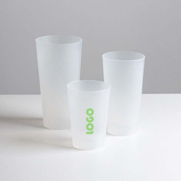 Vaso reutilizable de plástico hecho en Europa con capacidad 280ml vista con logo impreso Vaso reutilizable de plástico hecho en Europa con capacidad 280ml vista con logo impreso