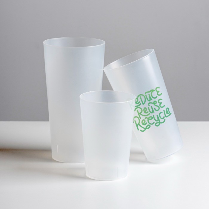 Vaso de plástico reutilizable ideal para fiestas hecho en EU 500ml vista con logo impreso Vaso de plástico reutilizable ideal para fiestas hecho en EU 500ml vista con logo impreso