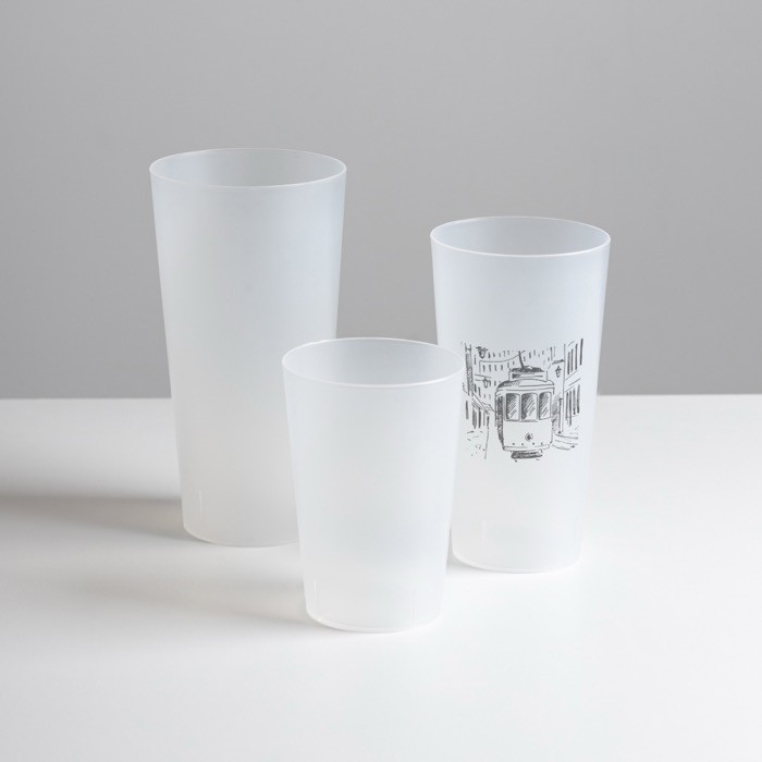 Vaso de plástico reutilizable ideal para fiestas hecho en EU 500ml vista con logo impreso Vaso de plástico reutilizable ideal para fiestas hecho en EU 500ml vista con logo impreso