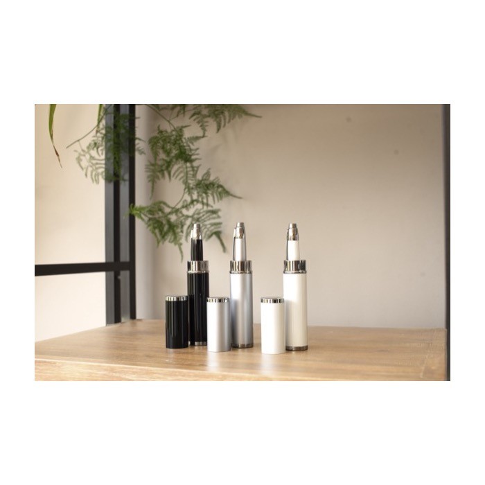 Bolígrafo de metal presentado en un estuche a juego tinta negra primera vista Bolígrafo de metal presentado en un estuche a juego tinta negra primera vista