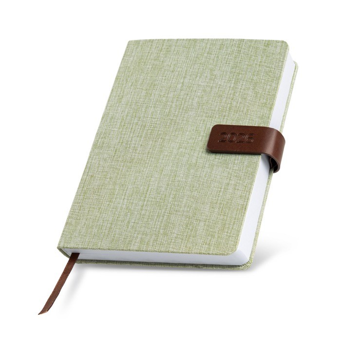 Agenda con vista diaria en español y portugués con cierre magnético A5 color verde claro vista 1 Agenda con vista diaria en español y portugués con cierre magnético A5 color verde claro vista 1