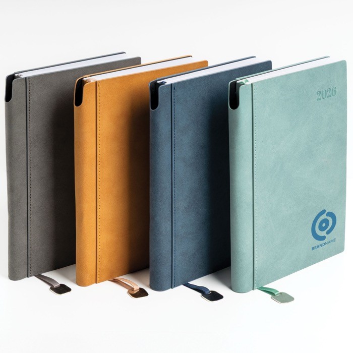 Agenda diaria en español y portugués con funda de tacto de ante A5 vista con logo impreso Agenda diaria en español y portugués con funda de tacto de ante A5 vista con logo impreso