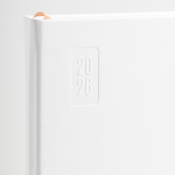 Agenda diaria en español y portugués con solapa de corcho A5 color blanco Agenda diaria en español y portugués con solapa de corcho A5 color blanco