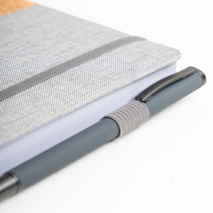 Agenda diaria en español y portugués con funda de lino y corcho A5 vista 2 Agenda diaria en español y portugués con funda de lino y corcho A5 vista 2