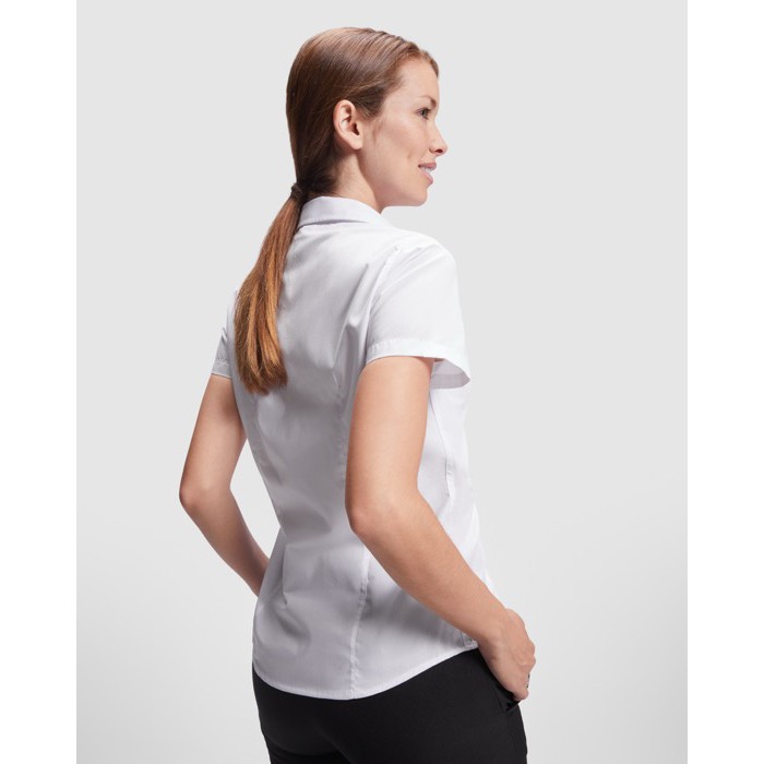 Camisa laboral para horeca de manga corta de poliéster 130 g/m2 Roly Sofia color blanco vista detalle 1