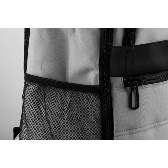 Mochila de RPET acolchada para portátil con banda para trolley 15'' color gris primera vista Mochila de RPET acolchada para portátil con banda para trolley 15'' color gris primera vista