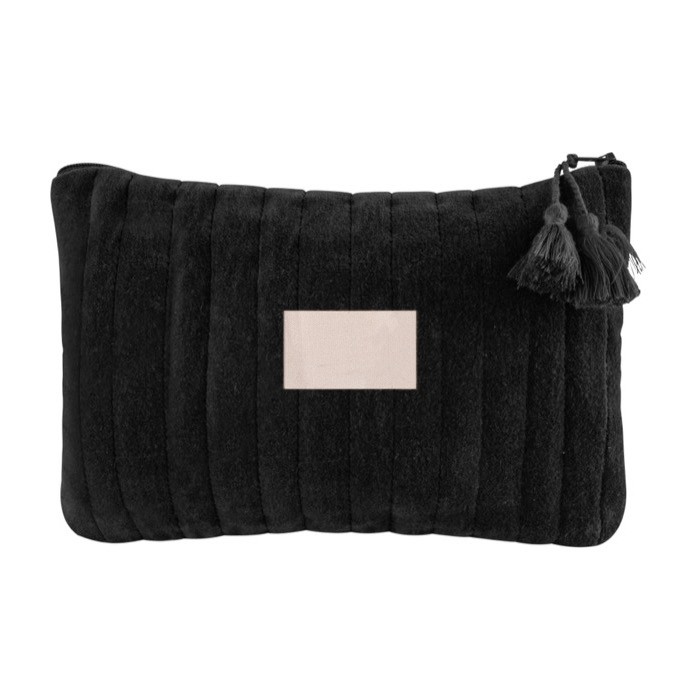 Neceser de terciopelo con costuras verticales color negro con etiqueta
