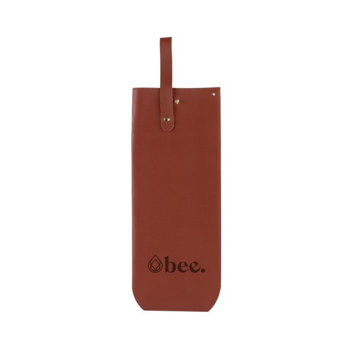 Funda para botellas de vino de cuero sintético con asa y fuelle color marrón cuarta vista Funda para botellas de vino de cuero sintético con asa y fuelle color marrón cuarta vista