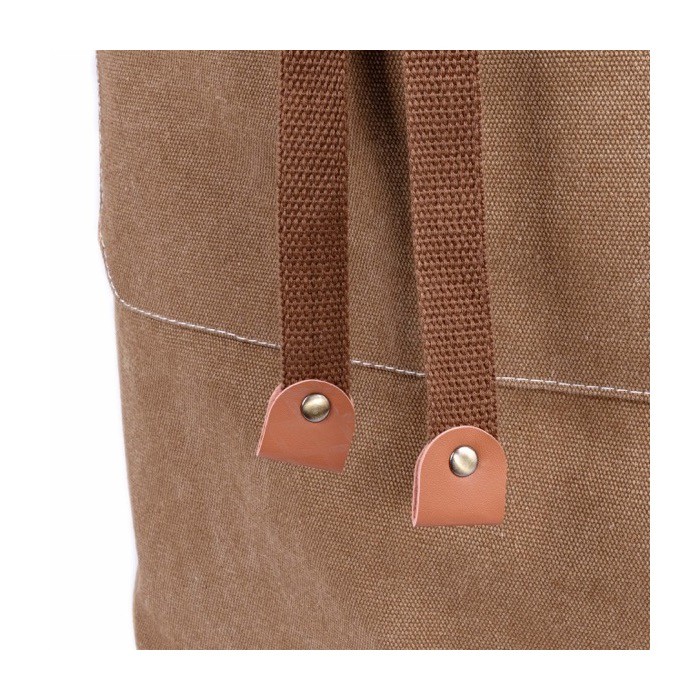 Delantal de efecto vaquero con varios bolsillos y detalles en PU color marrón segunda vista