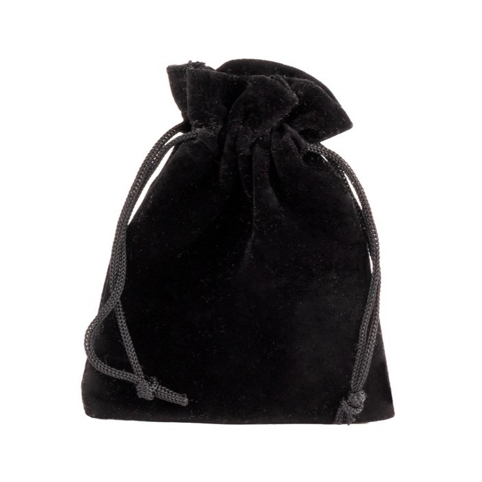 Bolsa pequeña aterciopelada de poliéster con cordones de cierre color negro segunda vista