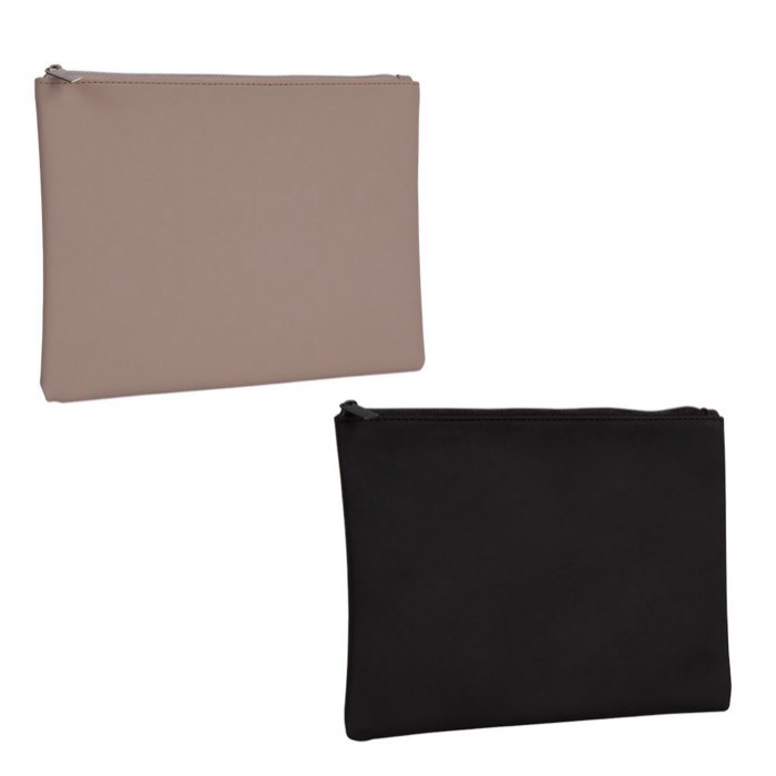 Neceser de cuero sintético de suave tacto con tirador a juego segunda vista Neceser de cuero sintético de suave tacto con tirador a juego segunda vista