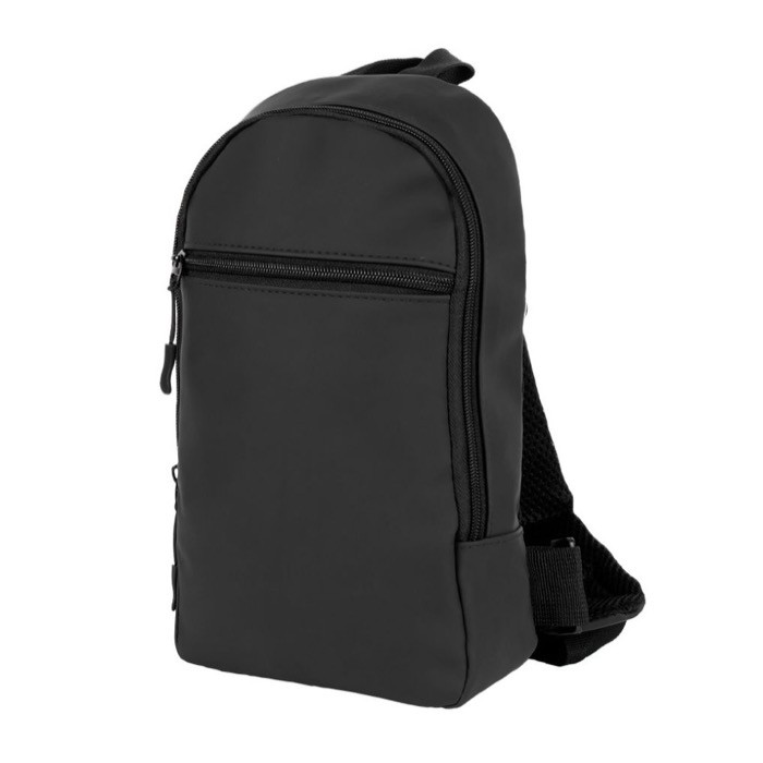 Bandolera de cuero sintético con un bolsillo exterior en el frente color negro tercera vista Bandolera de cuero sintético con un bolsillo exterior en el frente color negro tercera vista