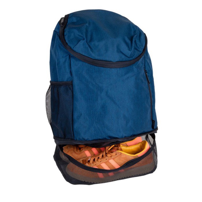 Mochila de poliéster para deportes con compartimiento de zapatos color azul marino sexta vista
