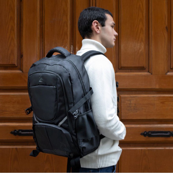 Mochila de viajes con compartimiento para portátil 16'' color negro vista detalle 3 Mochila de viajes con compartimiento para portátil 16'' color negro vista detalle 3