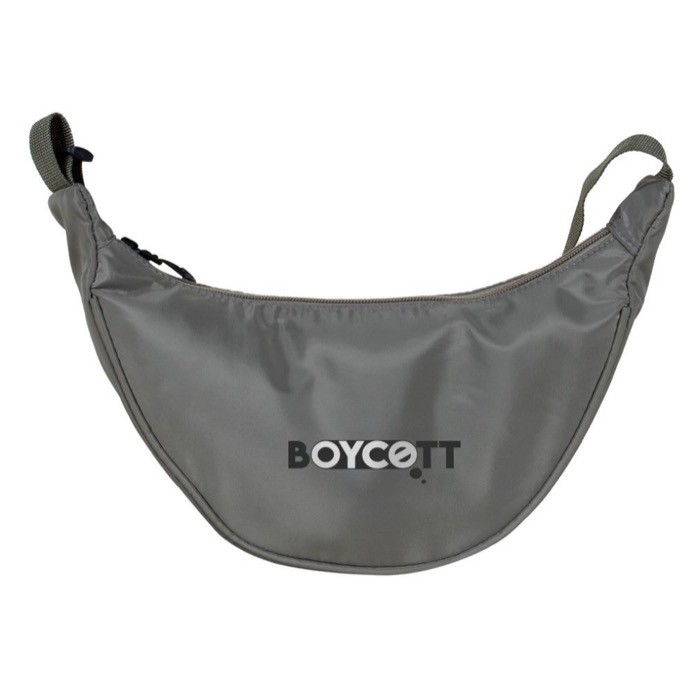 Bandolera de poliéster con asa ajustable para el hombro color verde tercera vista Bandolera de poliéster con asa ajustable para el hombro color verde tercera vista