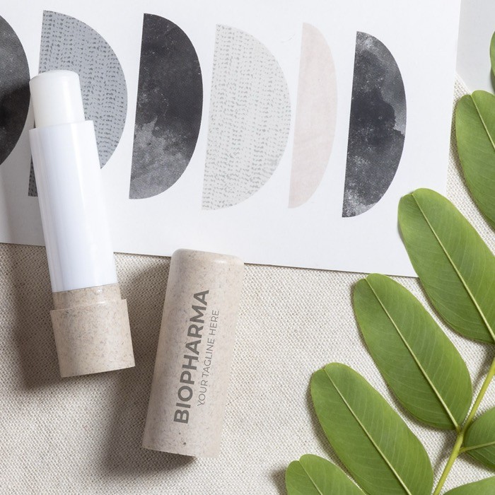 Bálsamo labial con aroma a vainilla y SPF15 para personalizar color natural vista de ambiente