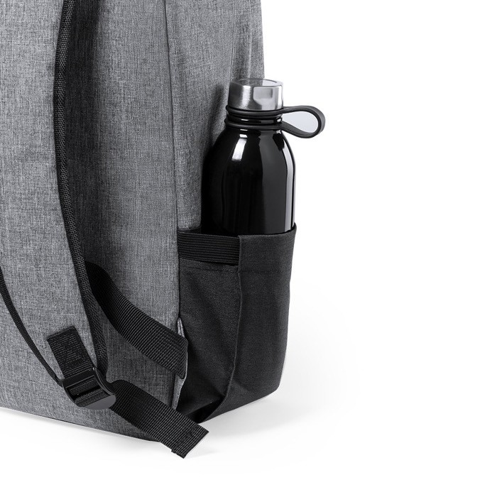 Mochila bicolor de plástico reciclado color gris tercera vista Mochila bicolor de plástico reciclado color gris tercera vista