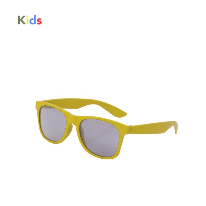 Gafas de sol para niños en distintos colores con lentes negros