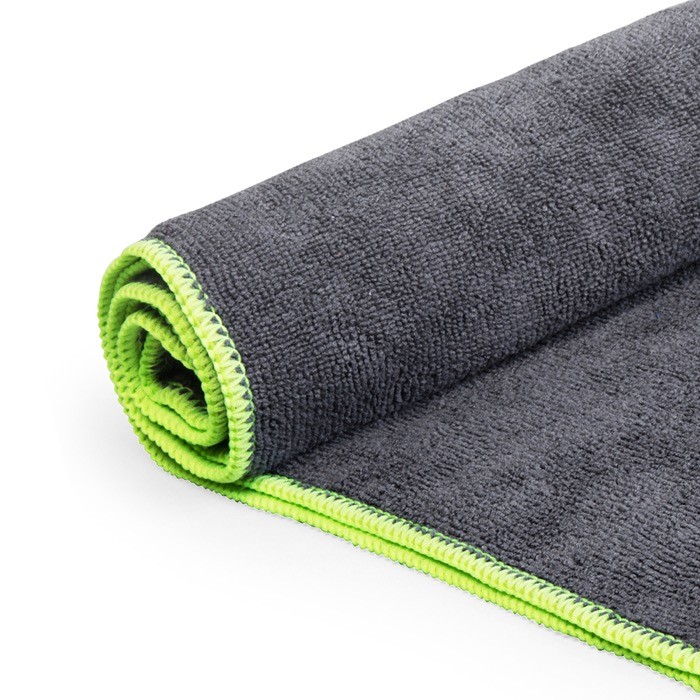 Toalla para baño y playa de poliéster y poliamida 280 g/m2 color gris topo vista detalle 2