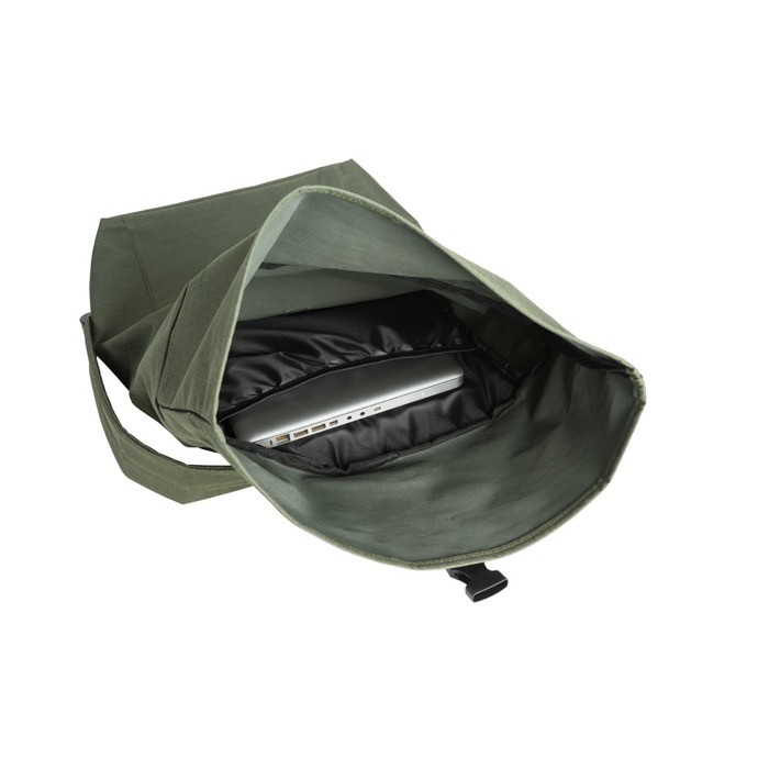 Mochila multiusos con cierre enrollable para portátil 17,3” color verde oscuro quinta vista Mochila multiusos con cierre enrollable para portátil 17,3” color verde oscuro quinta vista