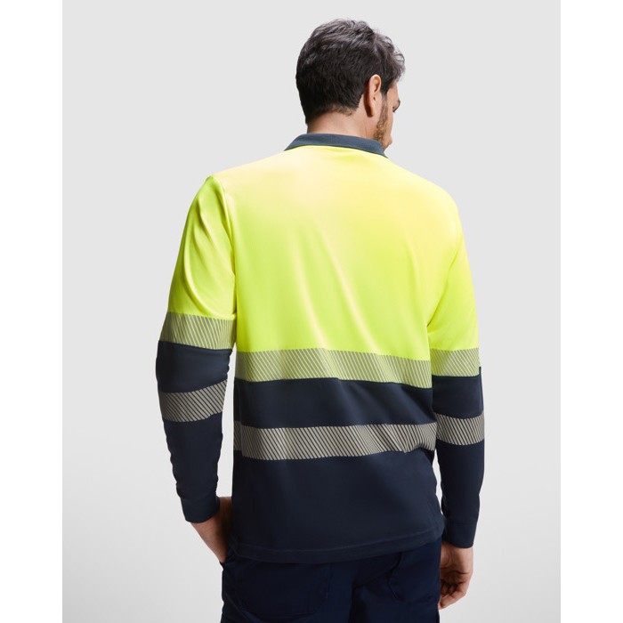 Polo laboral técnico alta visibilidad manga larga 170 g/m2 Roly Vega LS color amarillo fluorescente cuarta vista de uso