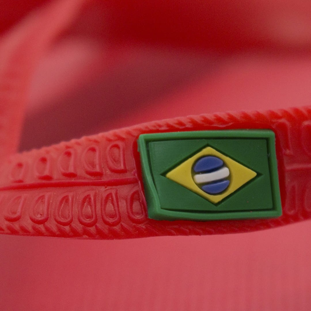 Chanclas con logo y con la bandera de Brasil Brasileiras color rojo cuarta vista