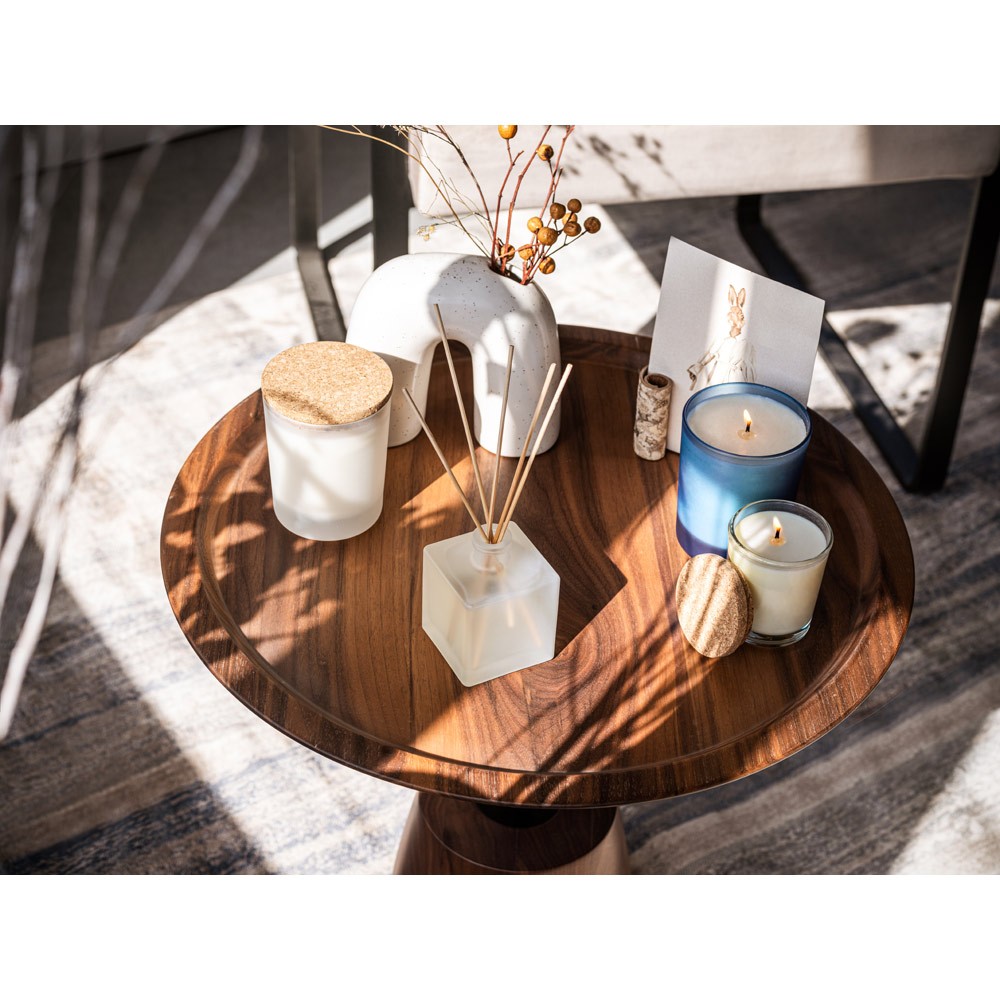 Vela aromática en vaso de cristal con tapa de corcho made in EU 80g vista bodegón