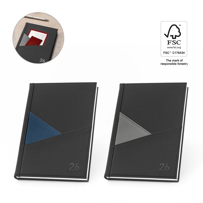 Agenda ecológica con dos bolsillos exteriores y marcador de cinta A5 varios colores