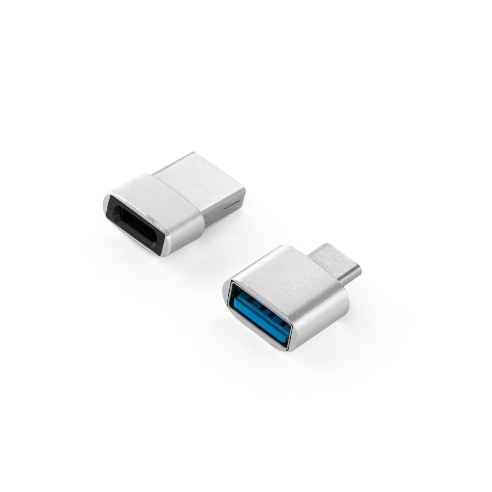 Set de adaptadores de plástico con formato USB-A y USB-C color plateado primera vista Set de adaptadores de plástico con formato USB-A y USB-C color plateado primera vista