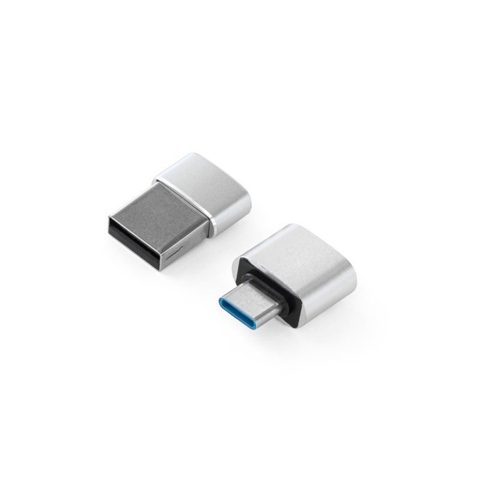 Set de adaptadores de plástico con formato USB-A y USB-C color plateado Set de adaptadores de plástico con formato USB-A y USB-C color plateado