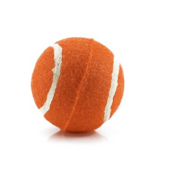 Clásica pelota para mascotas de goma forrada de material suave color naranja quinta vista