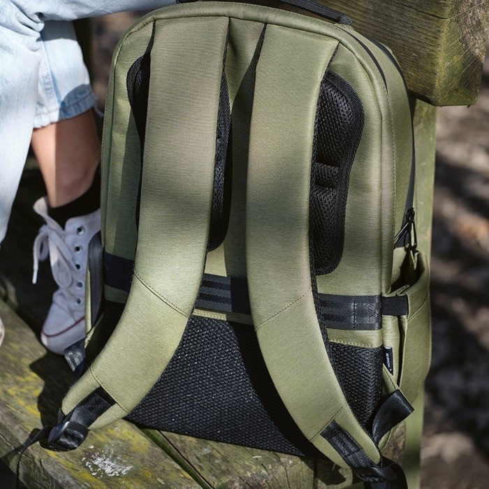 Mochila impermeable bitono de nylon reciclado para portátil 15,6” vista sexta Mochila impermeable bitono de nylon reciclado para portátil 15,6” vista sexta