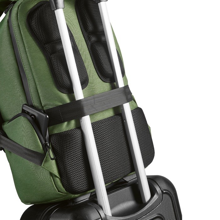 Mochila impermeable bitono de nylon reciclado para portátil 15,6” vista trasera Mochila impermeable bitono de nylon reciclado para portátil 15,6” vista trasera